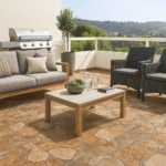 Piso cerámico 45x45 diseño piedra rústica en tonos marrón y gris, ideal para terrazas, escaleras y exteriores modernos - MARKET CERÁMICO