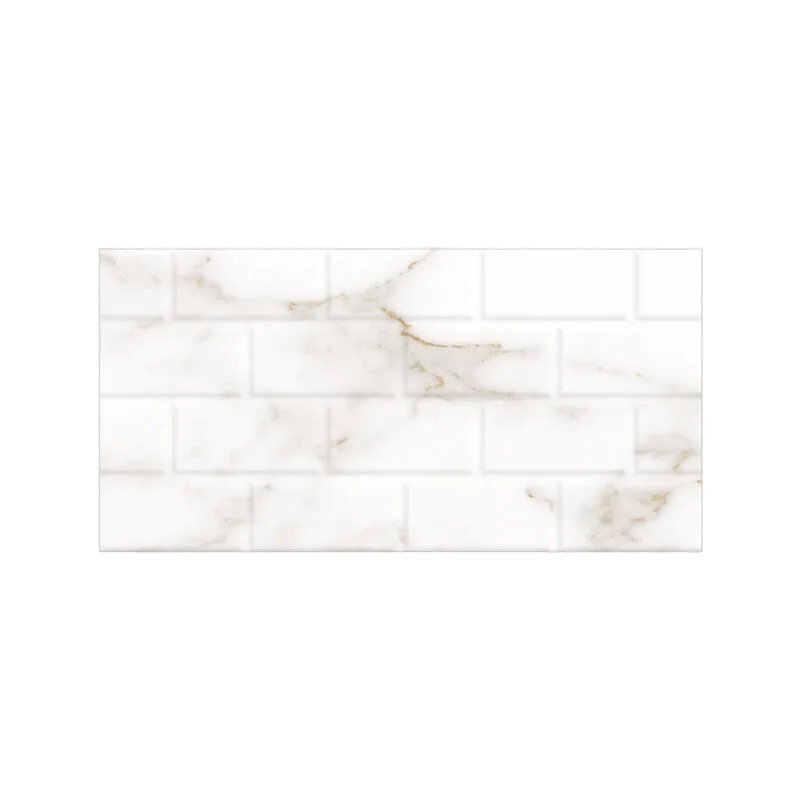 Mayolica siena brick dorado 30x60 cm, con acabado brillante para muros modernos y elegantes. Encuéntralo en www.marketceramico.com